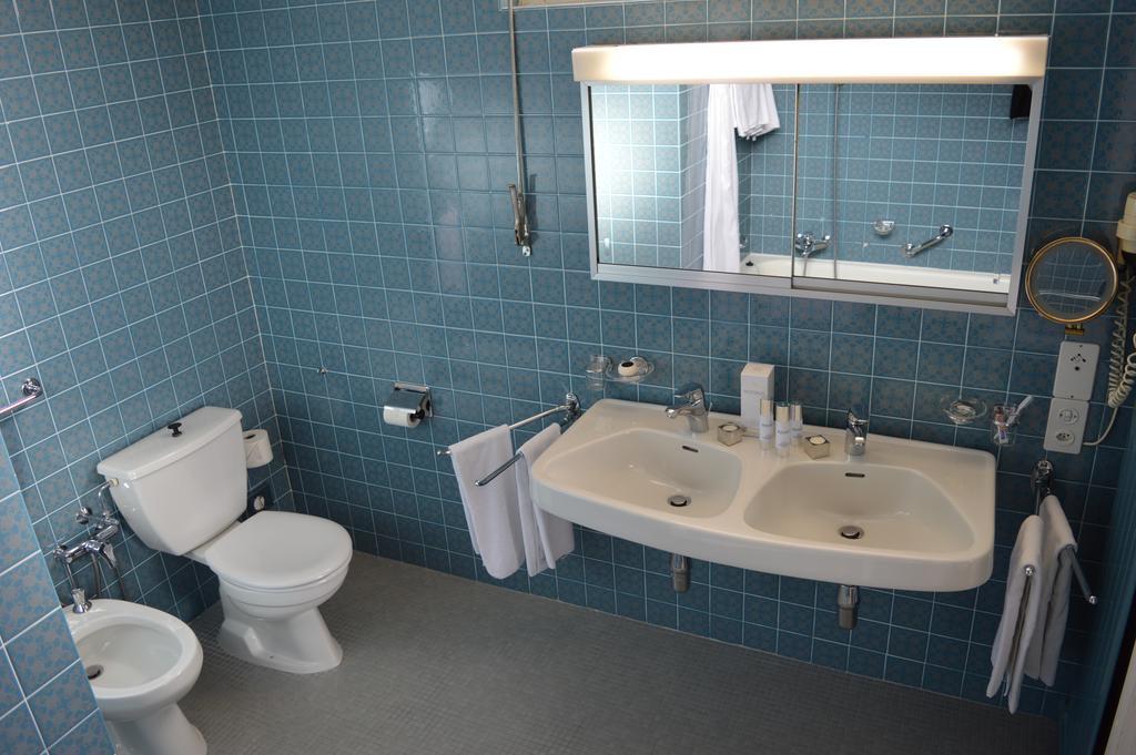 Chambre Simple Standard avec Balcon et Vue sur Lac